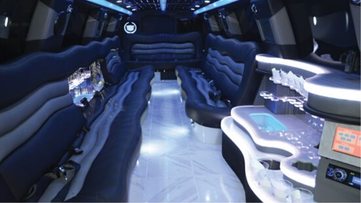 Cadillac Escalade Stretch Limousine 2